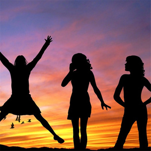 小妺妺扒开裤子自慰给我看
